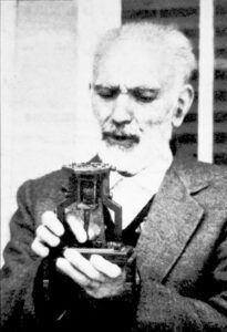 اسماعیل دَوَلّو